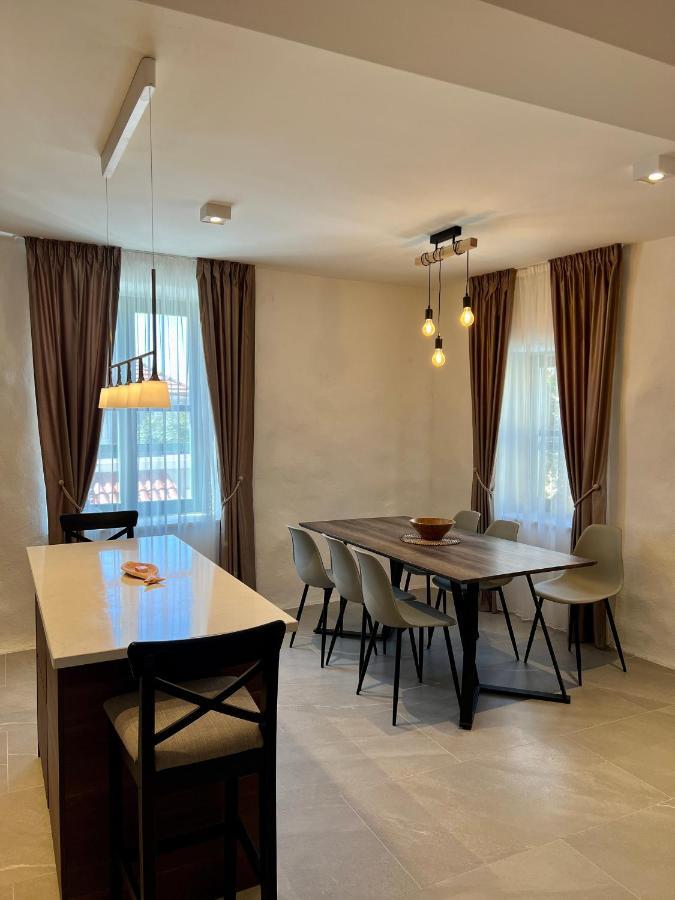 Luxury Apartments Azalea Primošten Esterno foto